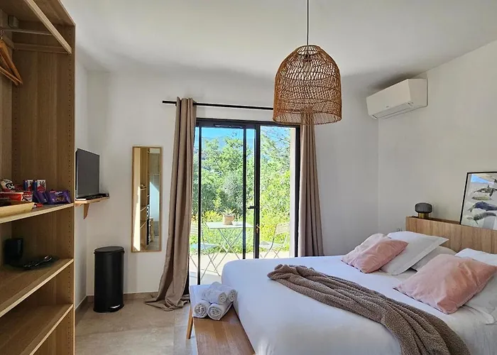 Hotel De Standing Casa Pian D'olmo *